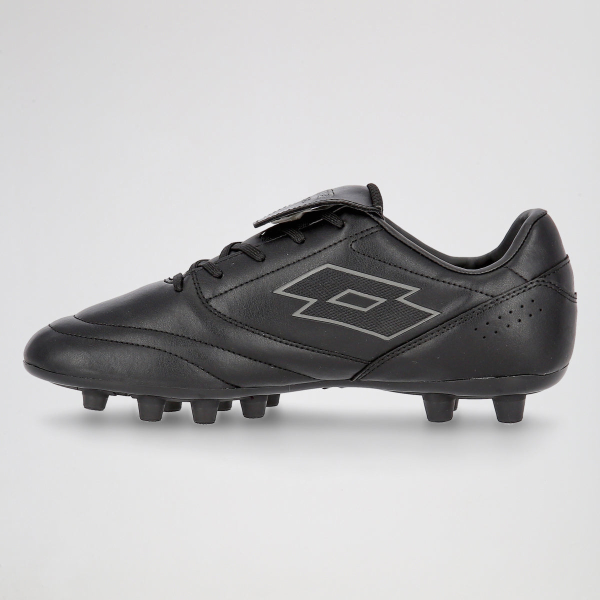 Botines Fútbol Lotto Stadio 700 FG Hombre